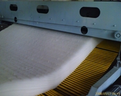 Przemysł włókninowy Kołdra tkaninowa Making Machine 4.5m do klejenia Free Wadding