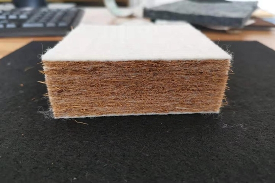 Produkcja materaca z włókna kokosowego Linia produkcyjna włókniny 4500 mm